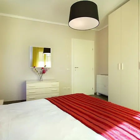 Apartment La Lombarda Centro Storico *