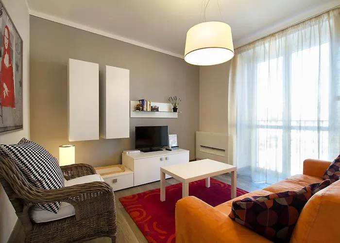 La Lombarda Centro Storico Stresa